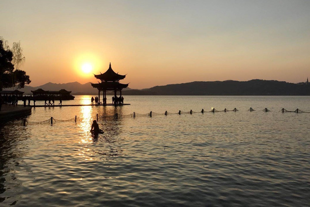 Learn Chinese and Intern in Hangzhou | Hutong School